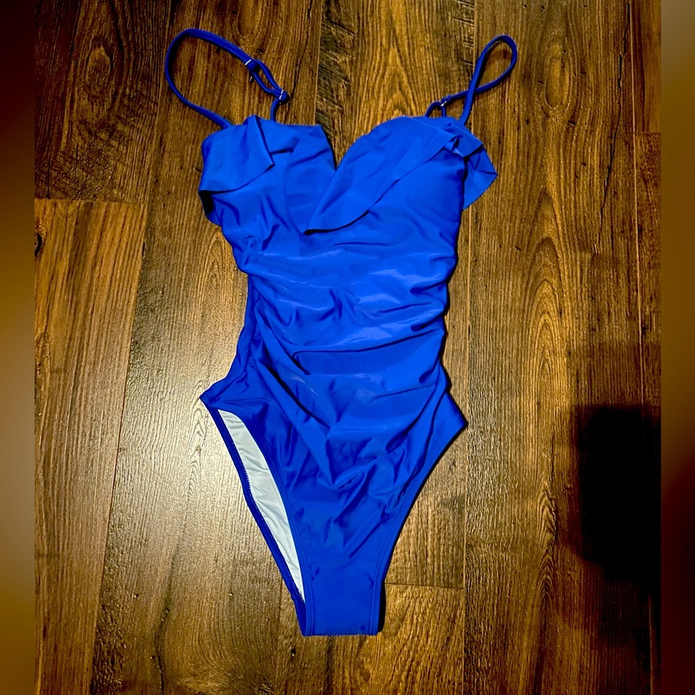 CUPSHE women’s NWT swimsuit
